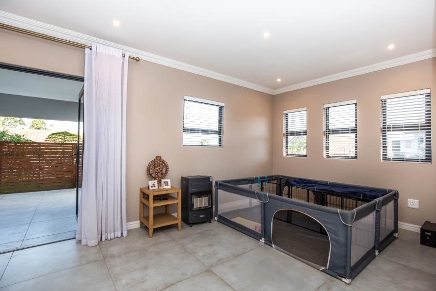 3 Bedroom Property for Sale in Hilldene KwaZulu-Natal