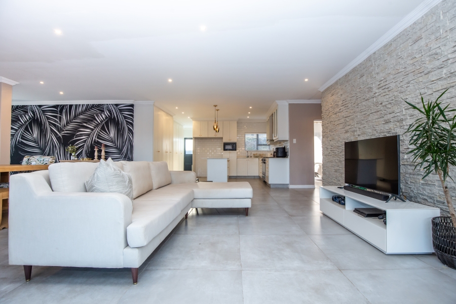 3 Bedroom Property for Sale in Hilldene KwaZulu-Natal