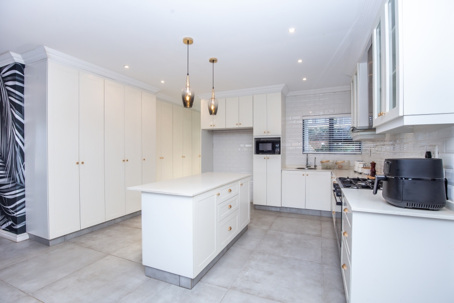 3 Bedroom Property for Sale in Hilldene KwaZulu-Natal