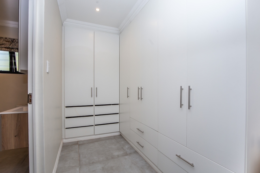 3 Bedroom Property for Sale in Hilldene KwaZulu-Natal