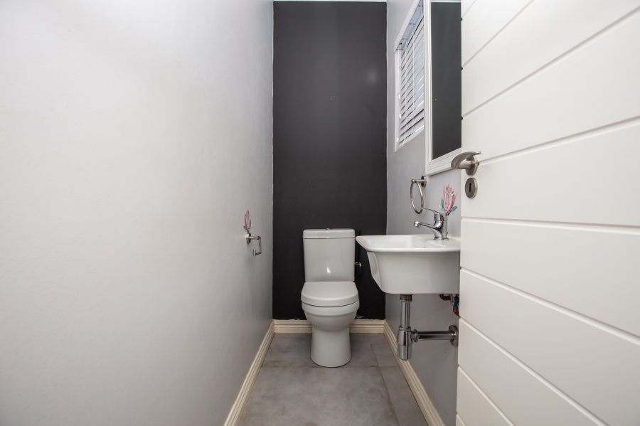 3 Bedroom Property for Sale in Hilldene KwaZulu-Natal