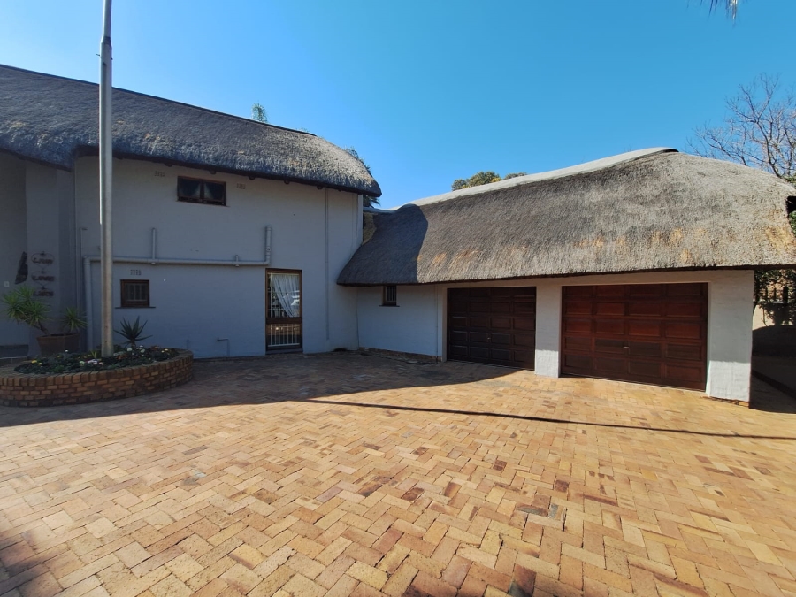 4 Bedroom Property for Sale in Signal Hill KwaZulu-Natal
