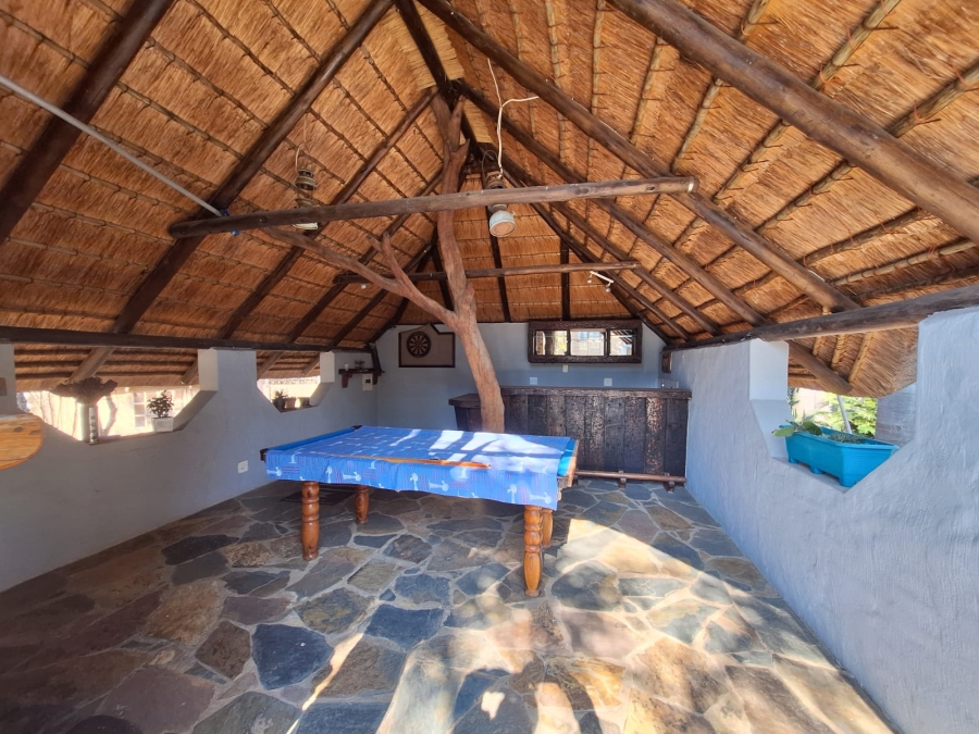 4 Bedroom Property for Sale in Signal Hill KwaZulu-Natal