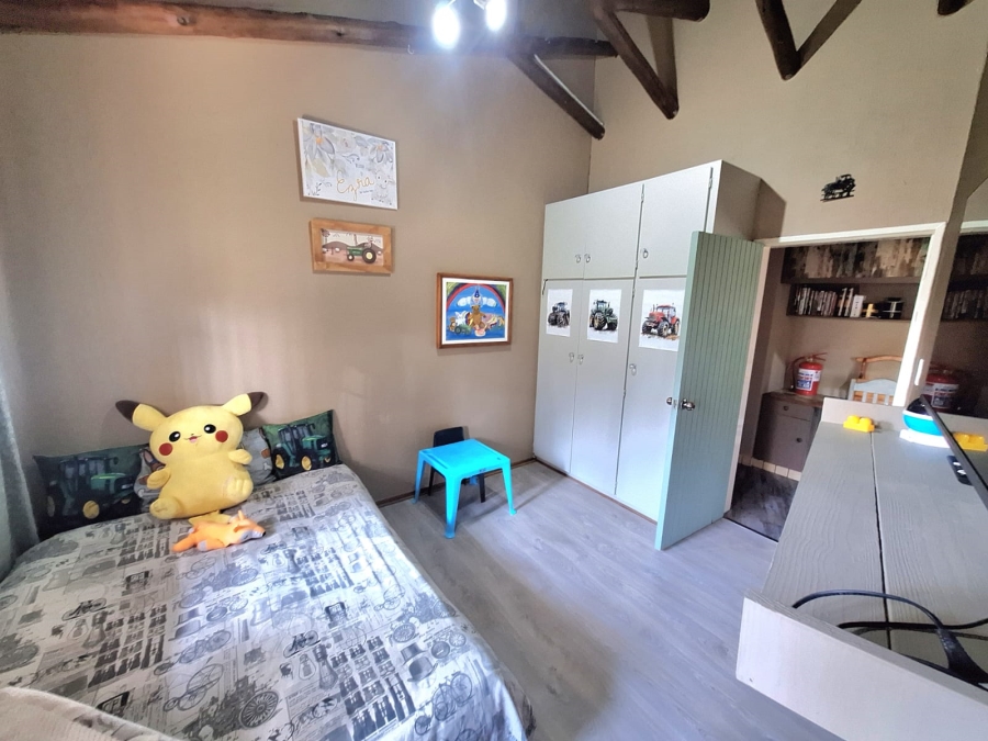 4 Bedroom Property for Sale in Signal Hill KwaZulu-Natal
