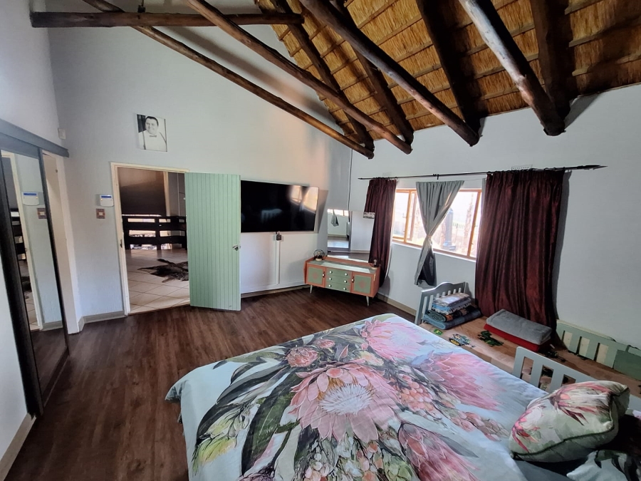 4 Bedroom Property for Sale in Signal Hill KwaZulu-Natal