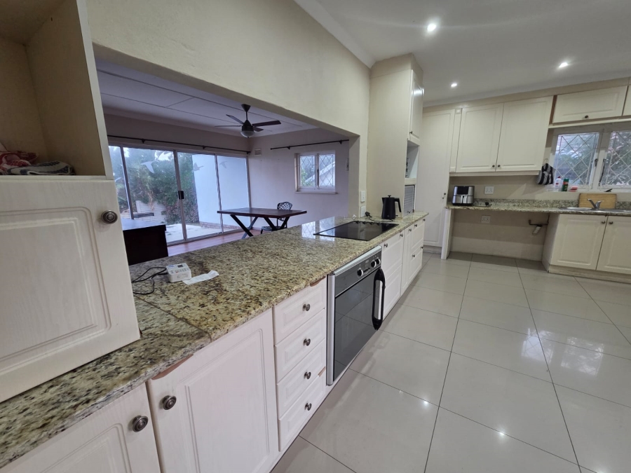 5 Bedroom Property for Sale in Bluff KwaZulu-Natal