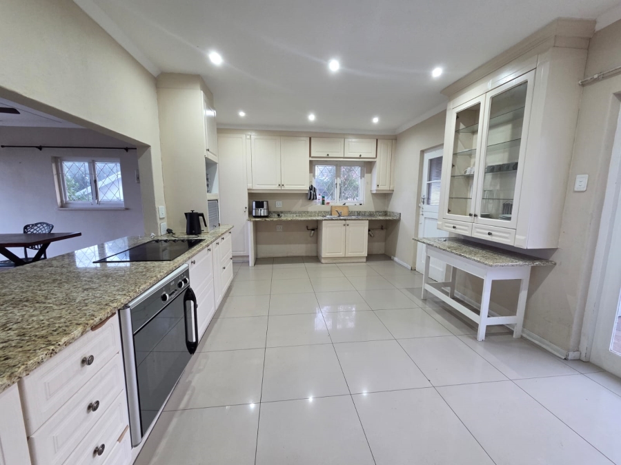 5 Bedroom Property for Sale in Bluff KwaZulu-Natal