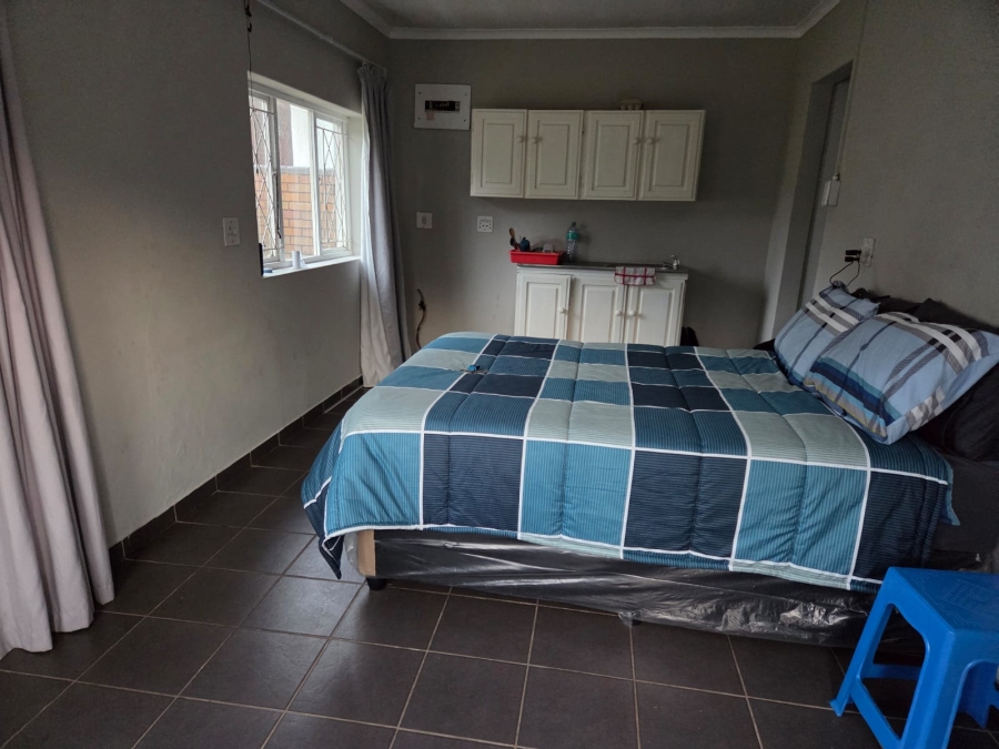 5 Bedroom Property for Sale in Bluff KwaZulu-Natal