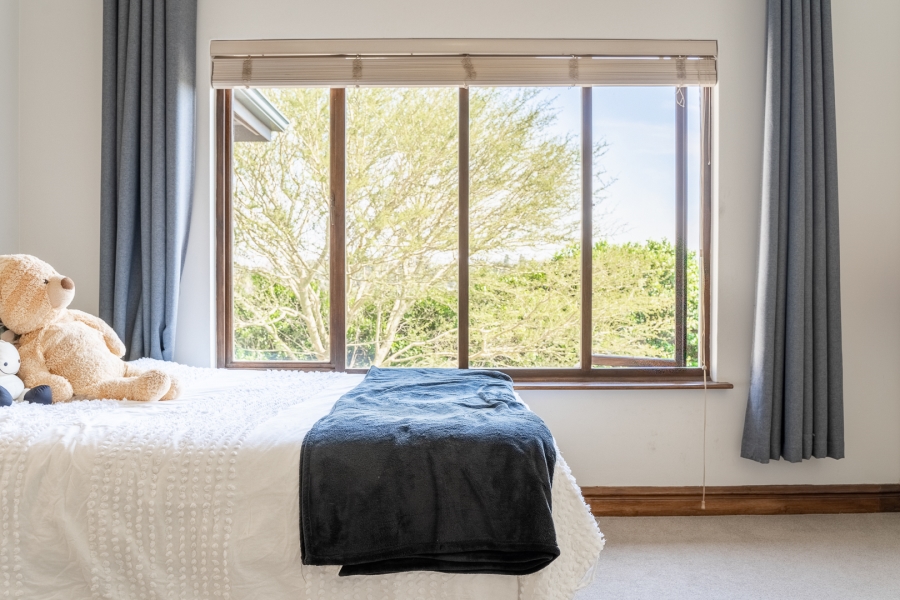 4 Bedroom Property for Sale in Kirtlington Park KwaZulu-Natal