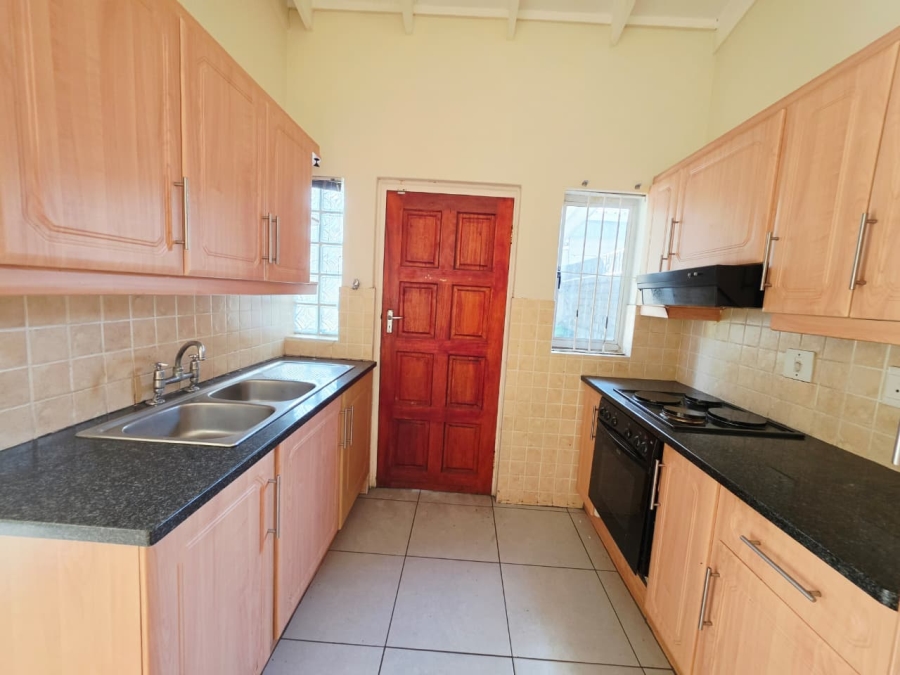 2 Bedroom Property for Sale in Meer En See KwaZulu-Natal