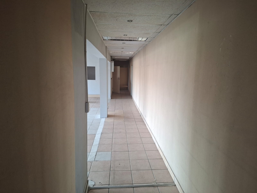 To Let Commercial Property for Rent in Airport Industrial KwaZulu-Natal