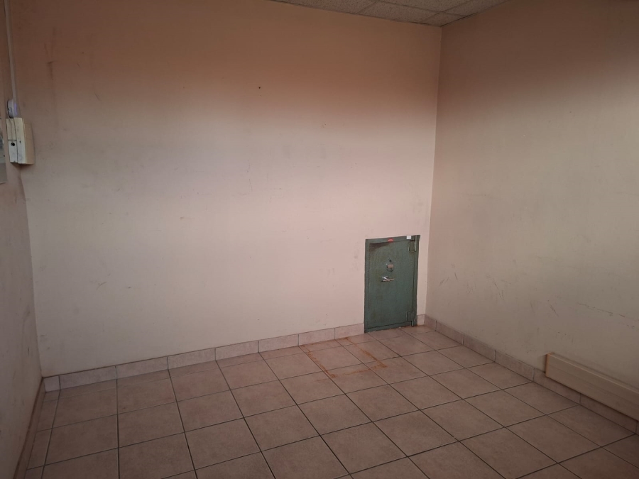 To Let Commercial Property for Rent in Airport Industrial KwaZulu-Natal