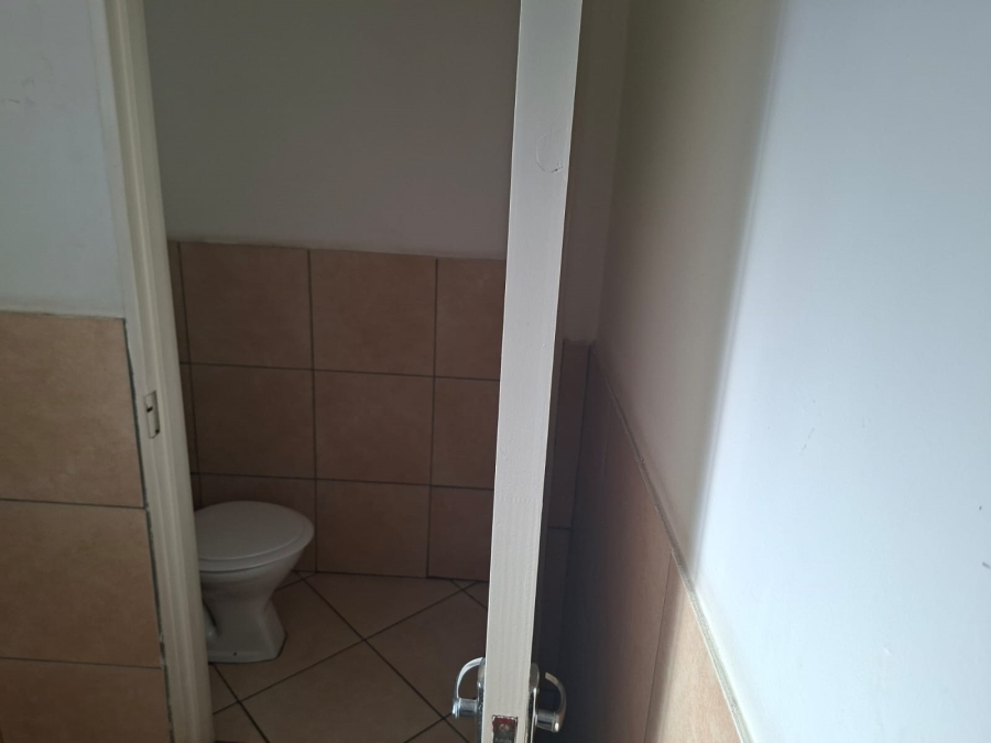 To Let Commercial Property for Rent in Airport Industrial KwaZulu-Natal