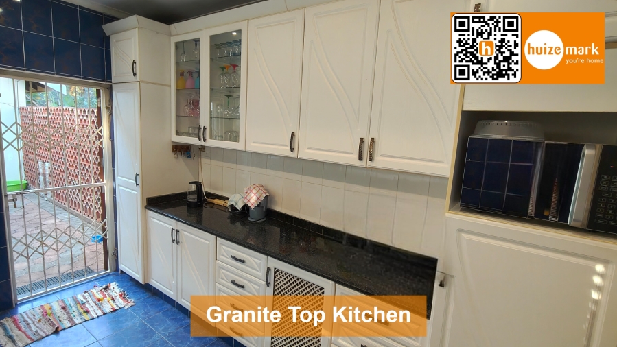 4 Bedroom Property for Sale in Dawncliffe KwaZulu-Natal