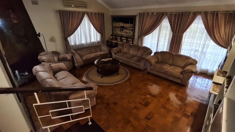 4 Bedroom Property for Sale in Dawncliffe KwaZulu-Natal