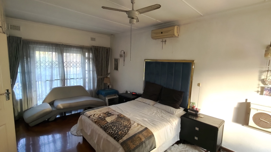 4 Bedroom Property for Sale in Dawncliffe KwaZulu-Natal