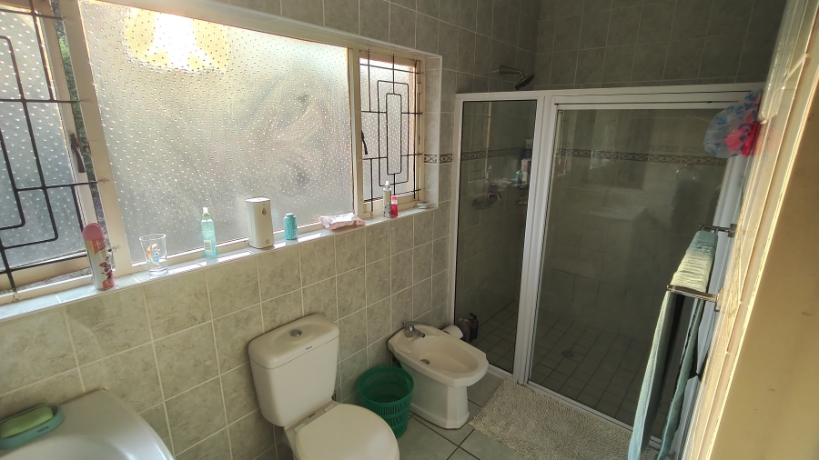 4 Bedroom Property for Sale in Dawncliffe KwaZulu-Natal