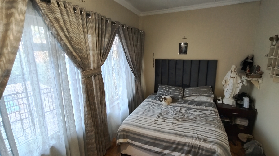 4 Bedroom Property for Sale in Dawncliffe KwaZulu-Natal