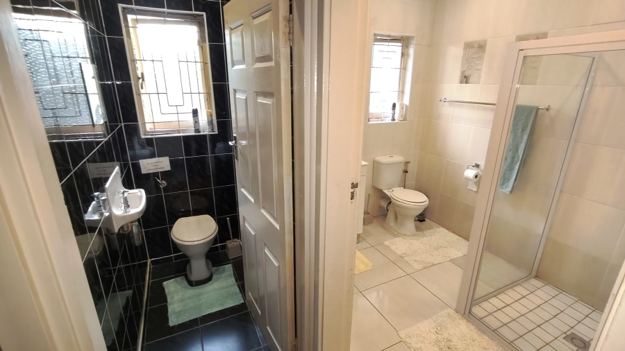 4 Bedroom Property for Sale in Dawncliffe KwaZulu-Natal
