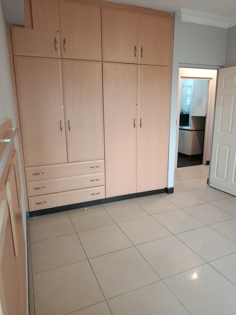 2 Bedroom Property for Sale in Durban Central KwaZulu-Natal