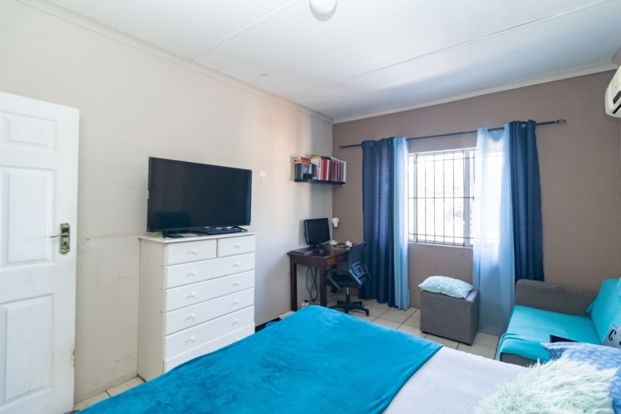 5 Bedroom Property for Sale in Grosvenor KwaZulu-Natal
