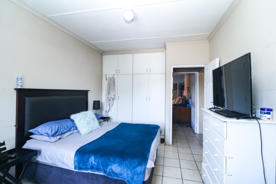 5 Bedroom Property for Sale in Grosvenor KwaZulu-Natal