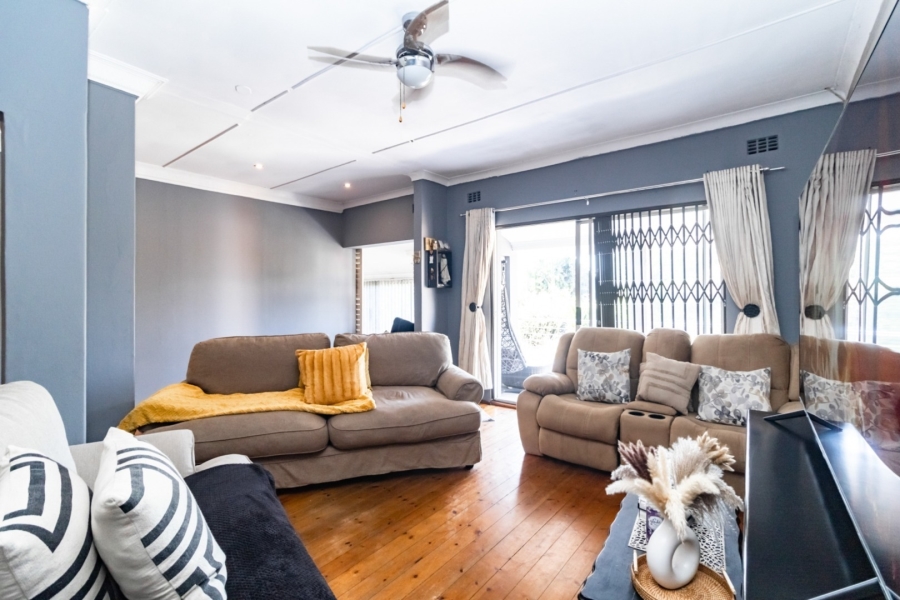 5 Bedroom Property for Sale in Grosvenor KwaZulu-Natal