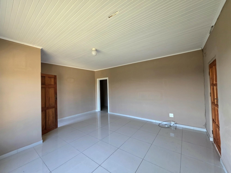 To Let 2 Bedroom Property for Rent in Fynnland KwaZulu-Natal