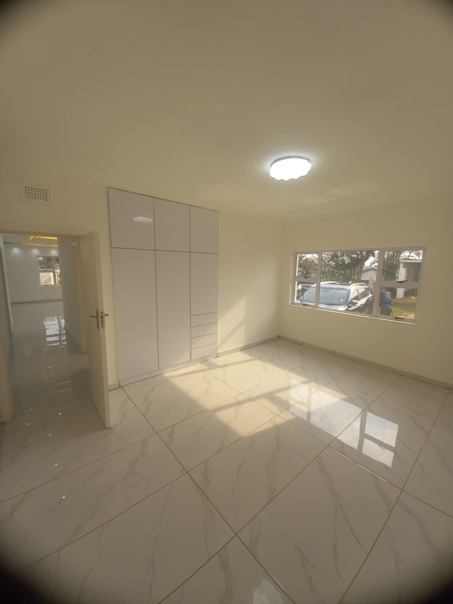 3 Bedroom Property for Sale in Brighton Beach KwaZulu-Natal