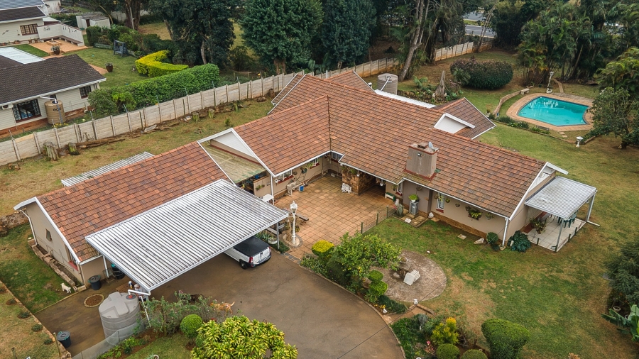 5 Bedroom Property for Sale in Gillitts KwaZulu-Natal
