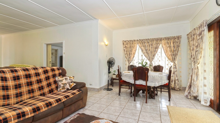 5 Bedroom Property for Sale in Gillitts KwaZulu-Natal