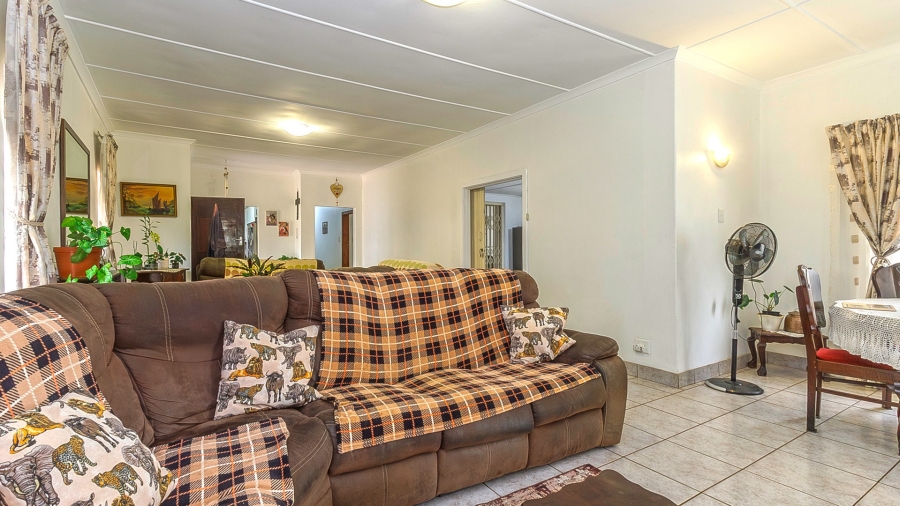 5 Bedroom Property for Sale in Gillitts KwaZulu-Natal