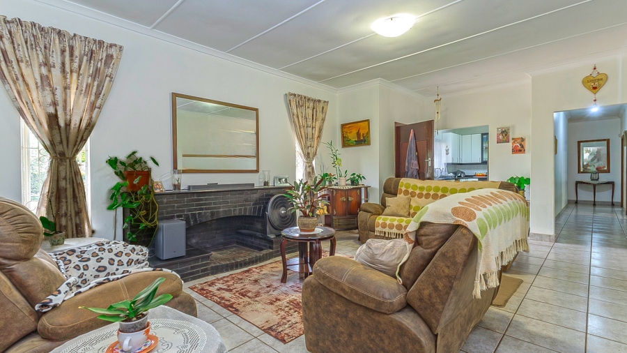 5 Bedroom Property for Sale in Gillitts KwaZulu-Natal