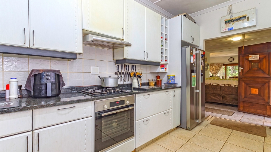 5 Bedroom Property for Sale in Gillitts KwaZulu-Natal