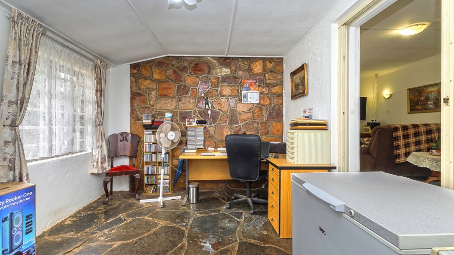 5 Bedroom Property for Sale in Gillitts KwaZulu-Natal