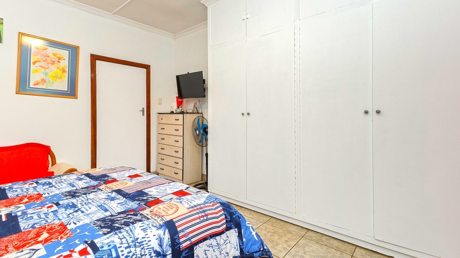 5 Bedroom Property for Sale in Gillitts KwaZulu-Natal