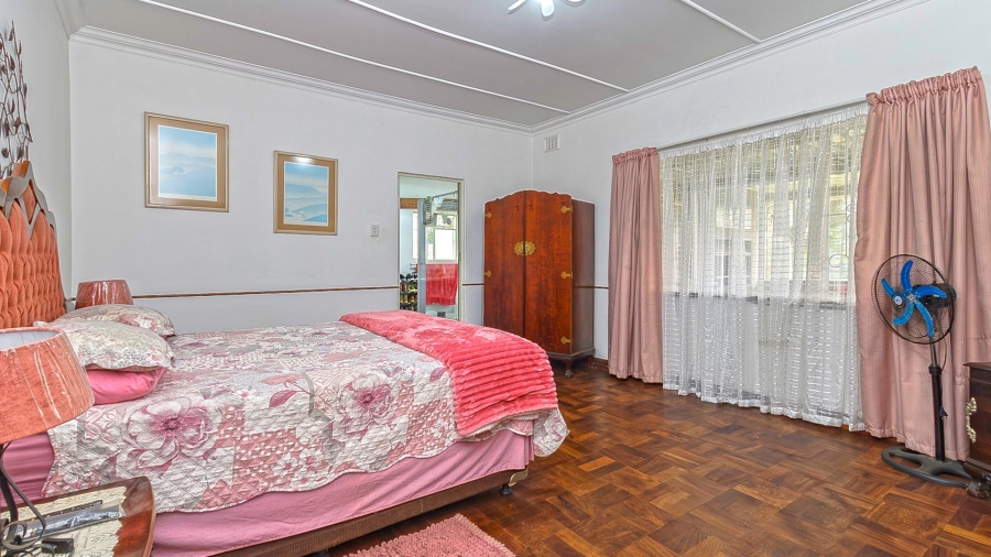 5 Bedroom Property for Sale in Gillitts KwaZulu-Natal