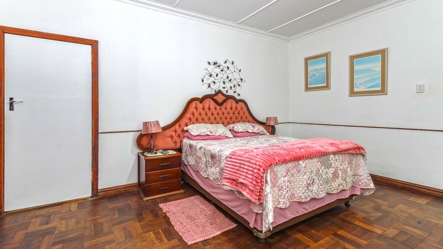 5 Bedroom Property for Sale in Gillitts KwaZulu-Natal