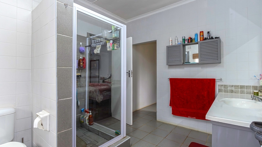 5 Bedroom Property for Sale in Gillitts KwaZulu-Natal