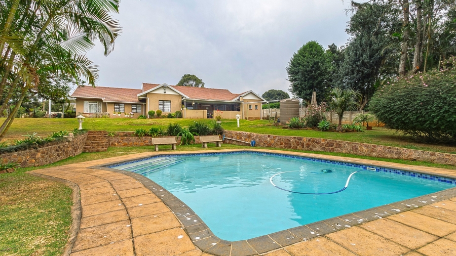 5 Bedroom Property for Sale in Gillitts KwaZulu-Natal