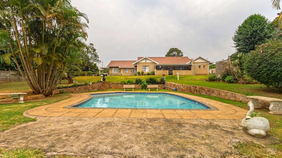 5 Bedroom Property for Sale in Gillitts KwaZulu-Natal