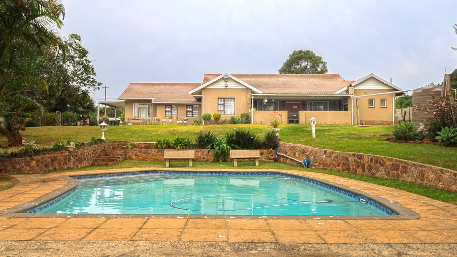 5 Bedroom Property for Sale in Gillitts KwaZulu-Natal
