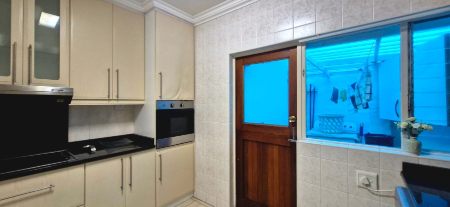 To Let 3 Bedroom Property for Rent in Umhlanga KwaZulu-Natal
