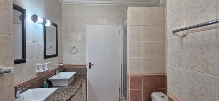 To Let 3 Bedroom Property for Rent in Umhlanga KwaZulu-Natal