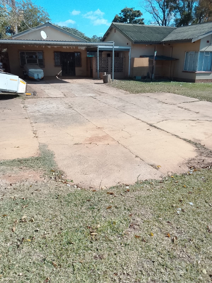 5 Bedroom Property for Sale in Melmoth KwaZulu-Natal