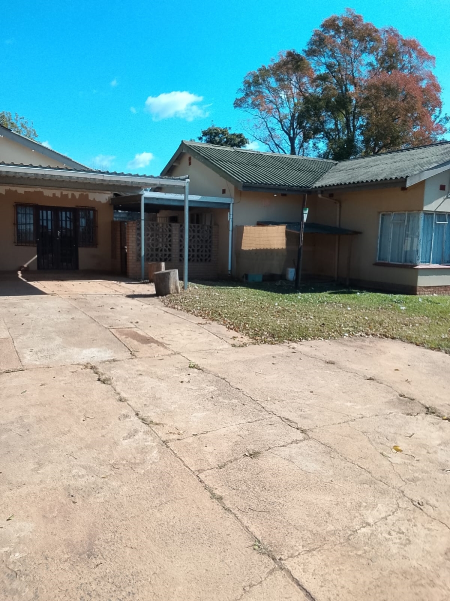 5 Bedroom Property for Sale in Melmoth KwaZulu-Natal