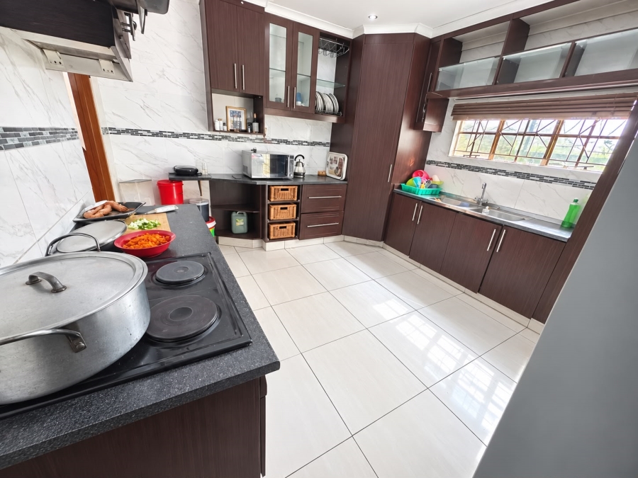 3 Bedroom Property for Sale in Westgate KwaZulu-Natal