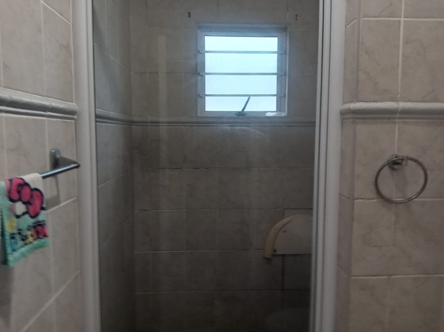 3 Bedroom Property for Sale in Amanzimtoti KwaZulu-Natal