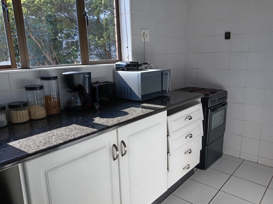 1 Bedroom Property for Sale in Westridge KwaZulu-Natal