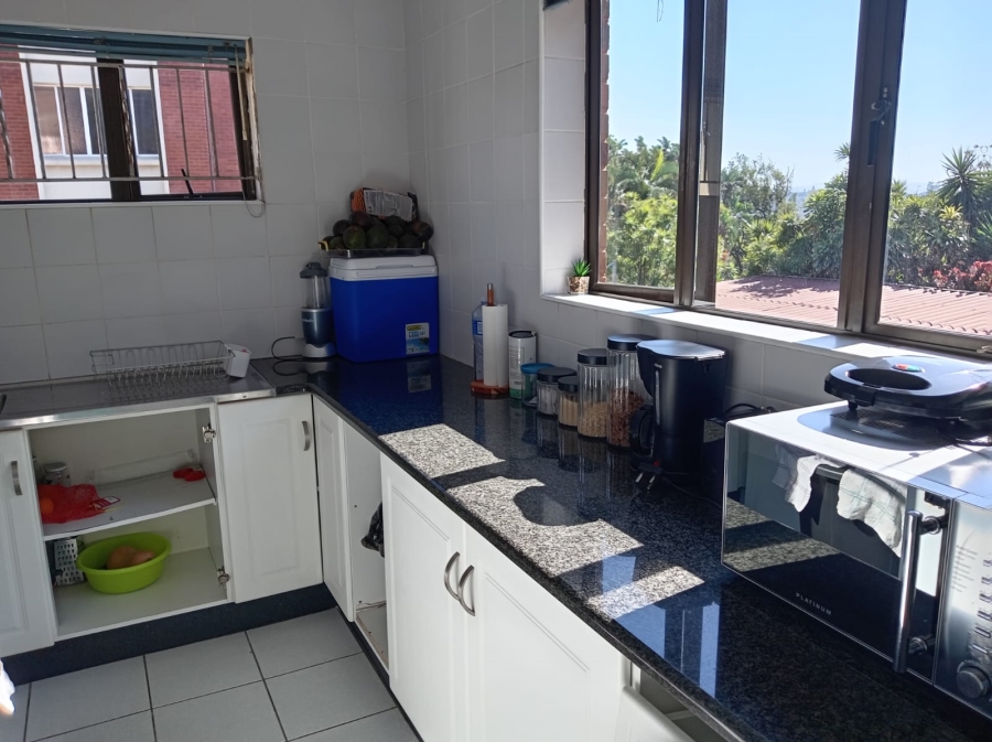 1 Bedroom Property for Sale in Westridge KwaZulu-Natal